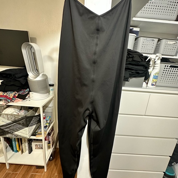 GOOP X PUMA Bodysuit - Picture 6 of 8